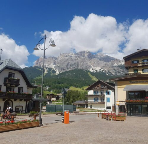 Cortina